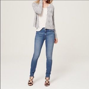 Loft Curvy Skinny Ankle Jeans in Size 27 / 4
